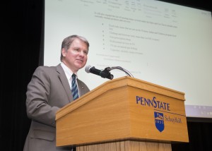 Senator Argall concludes his annual student government seminar hosted at Penn State’s Schuylkill Campus. The event brought over 80 students from 10 different local area school districts to the campus. 